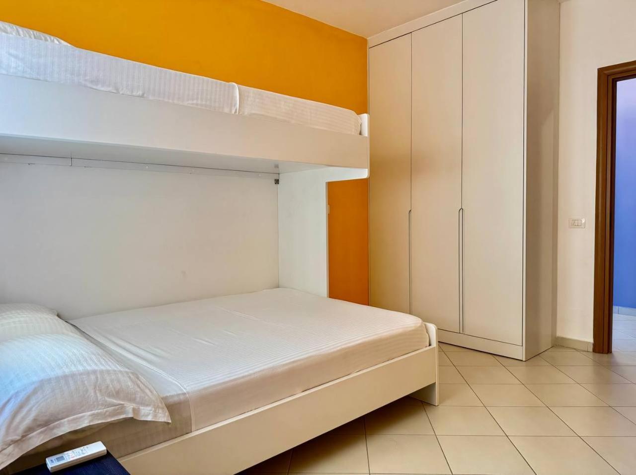 Colorful Sea View Apartment Sarandë Exteriér fotografie
